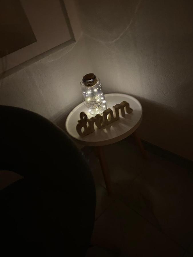 Deluxe Διαμέρισμα Τούζλα Εξωτερικό φωτογραφία